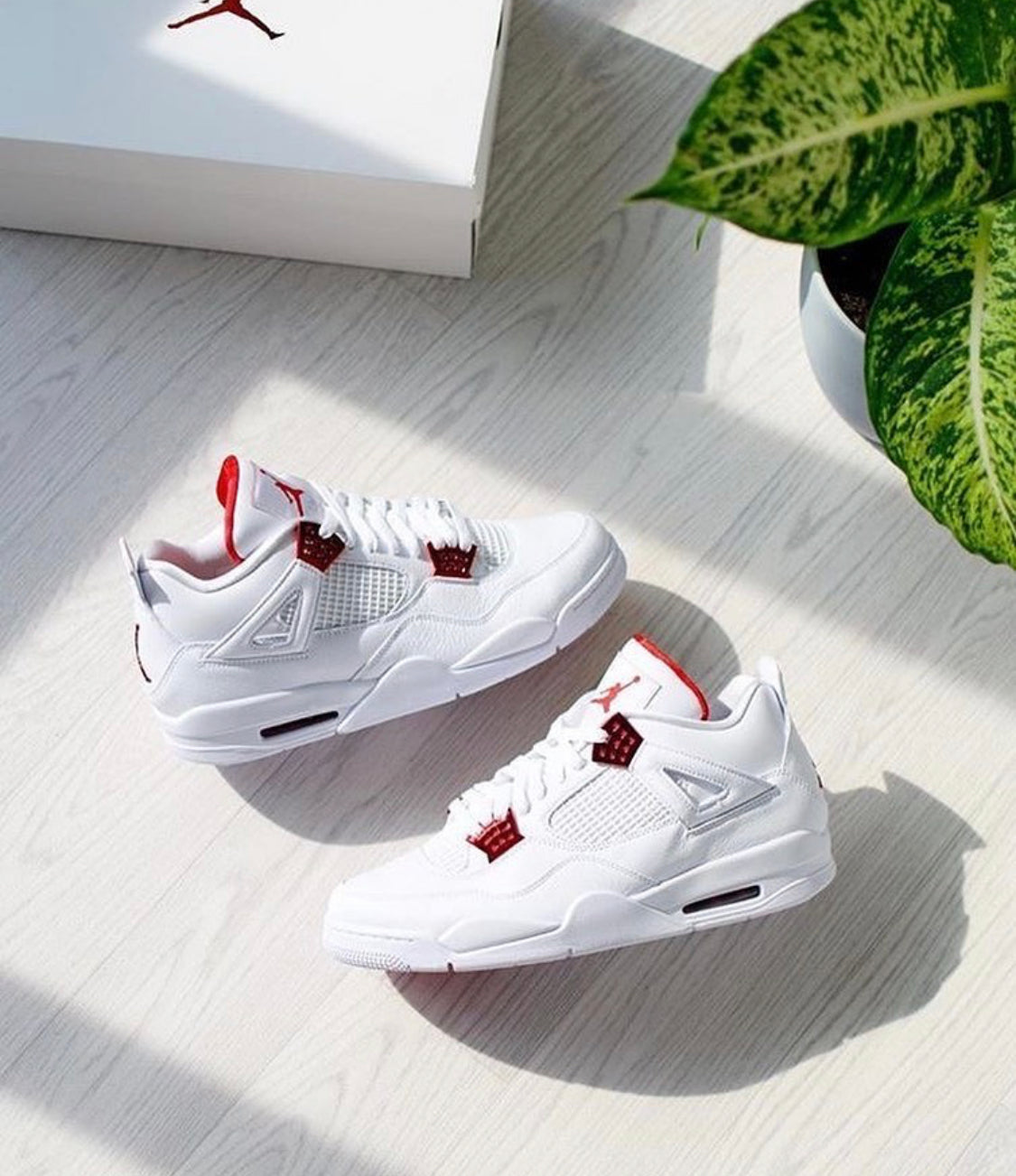 Air Jordan 4 “ Metallic Red ”