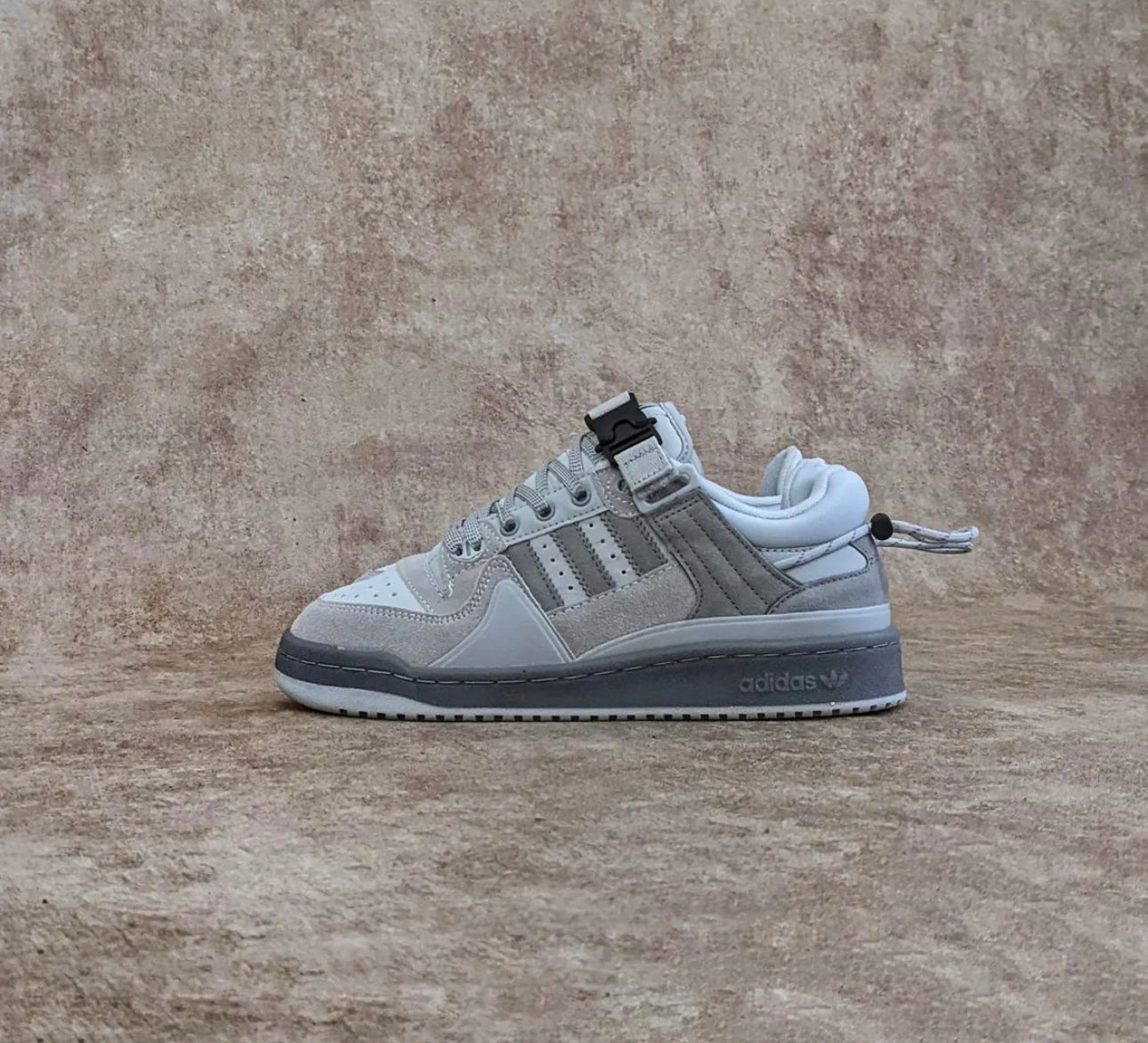 Bad Bunny x Forum Low “ Grey ”