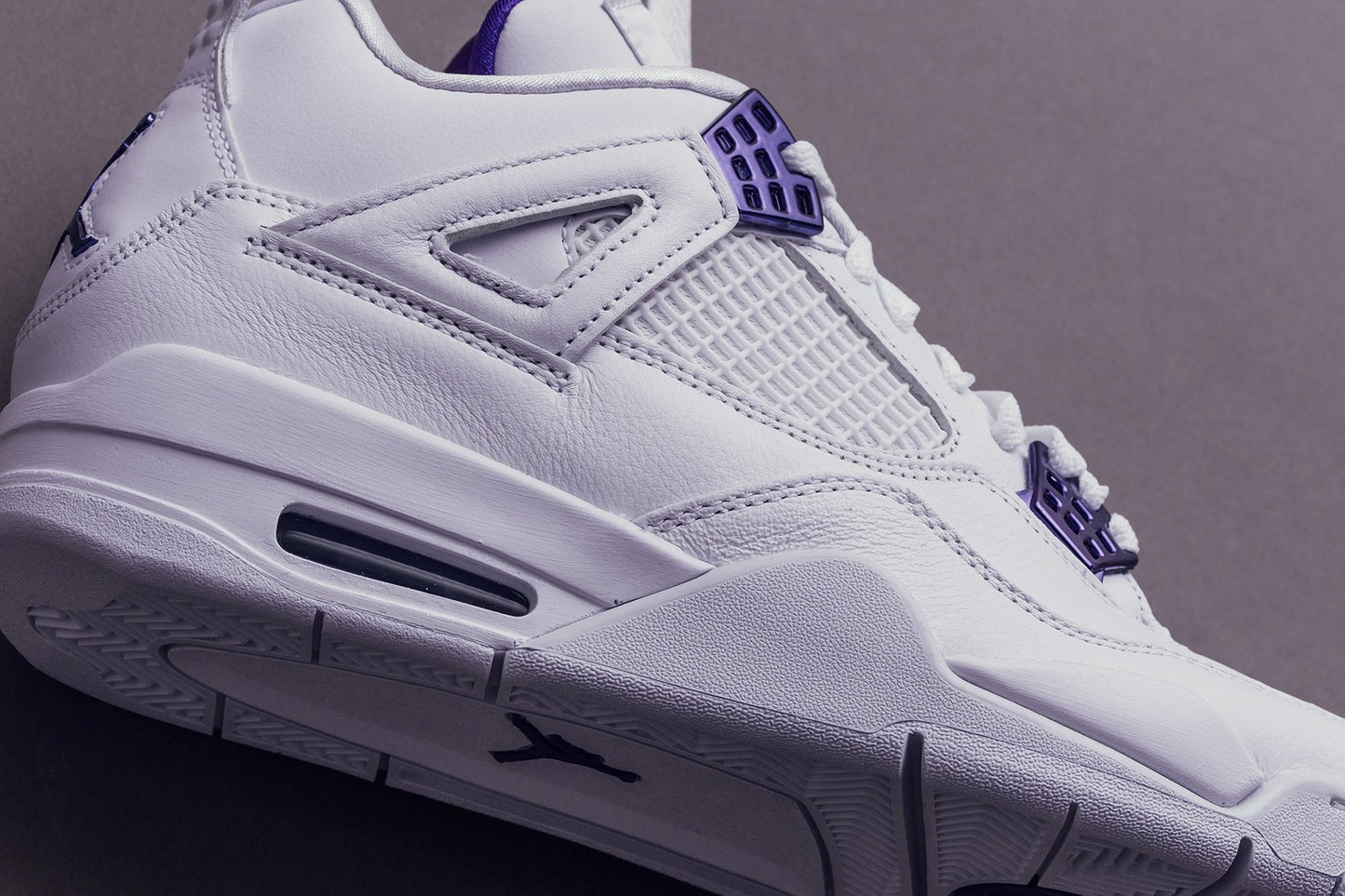 Air Jordan 4 “ Metallic Purple”