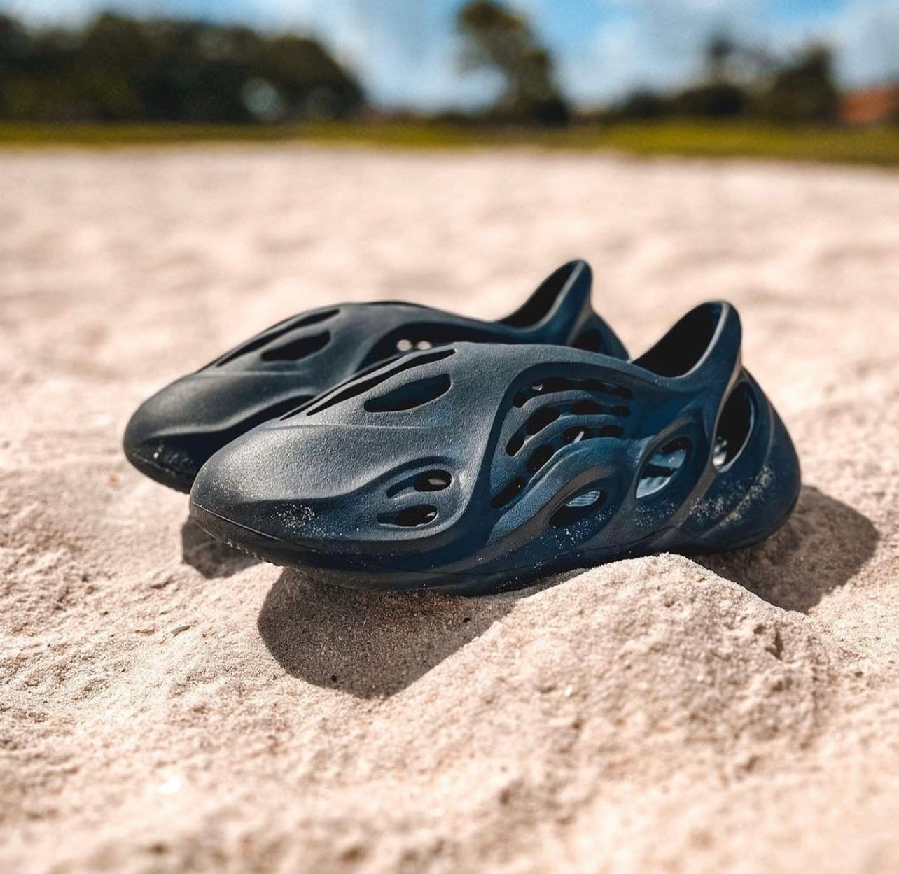 Yeezy Foam RNNR Mineral Blue