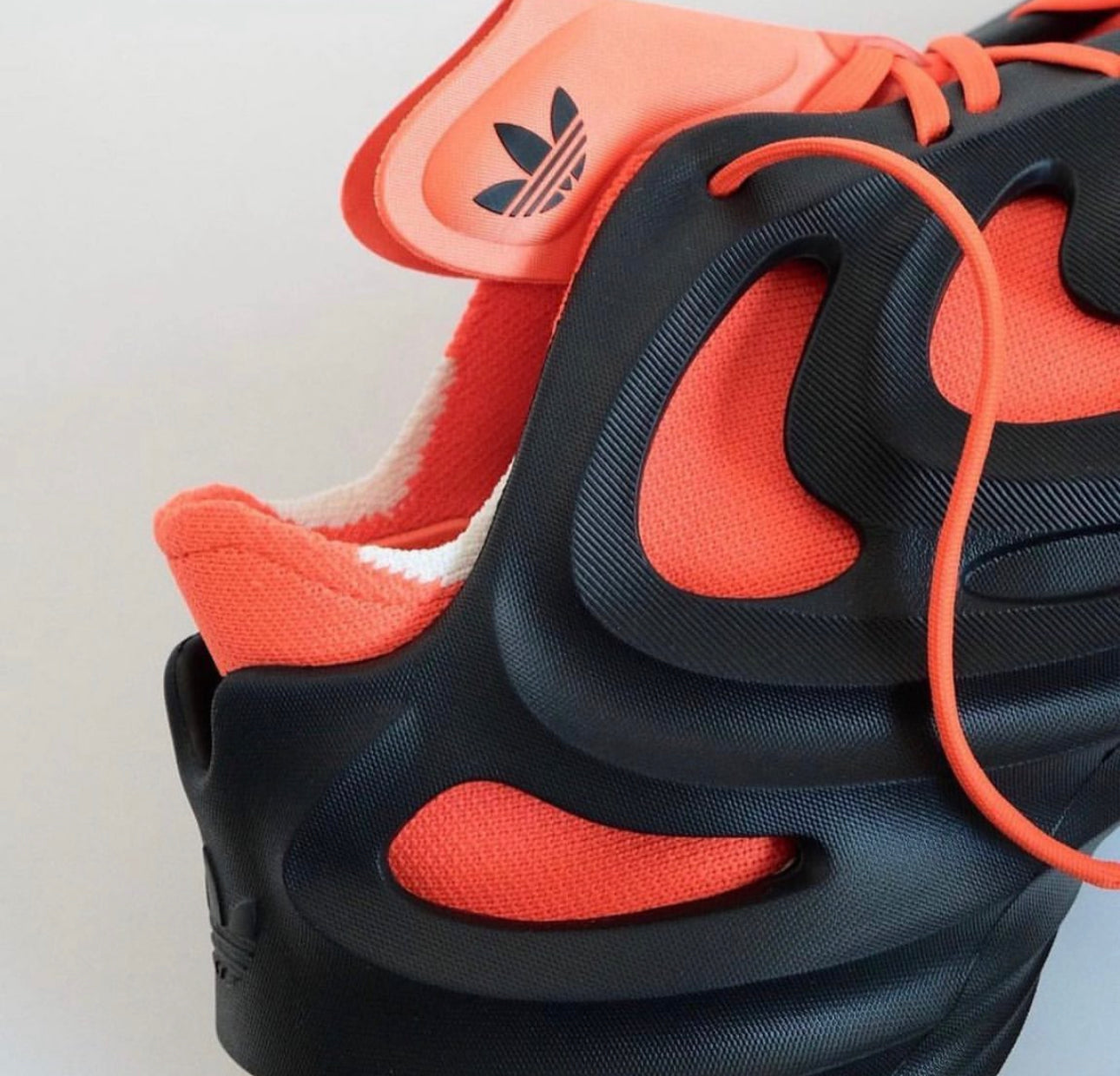 AdiFOM Q “ Black - Orange “