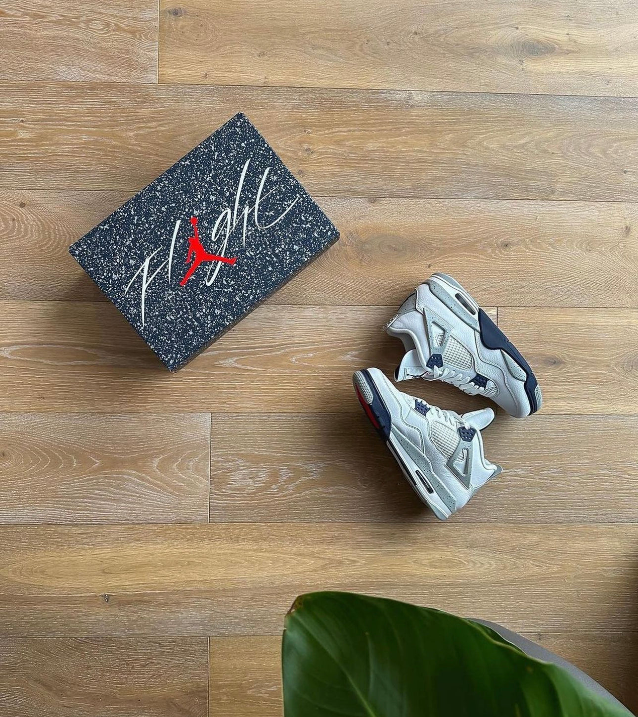 Air Jordan 4 Retro “ Midnight Navy “