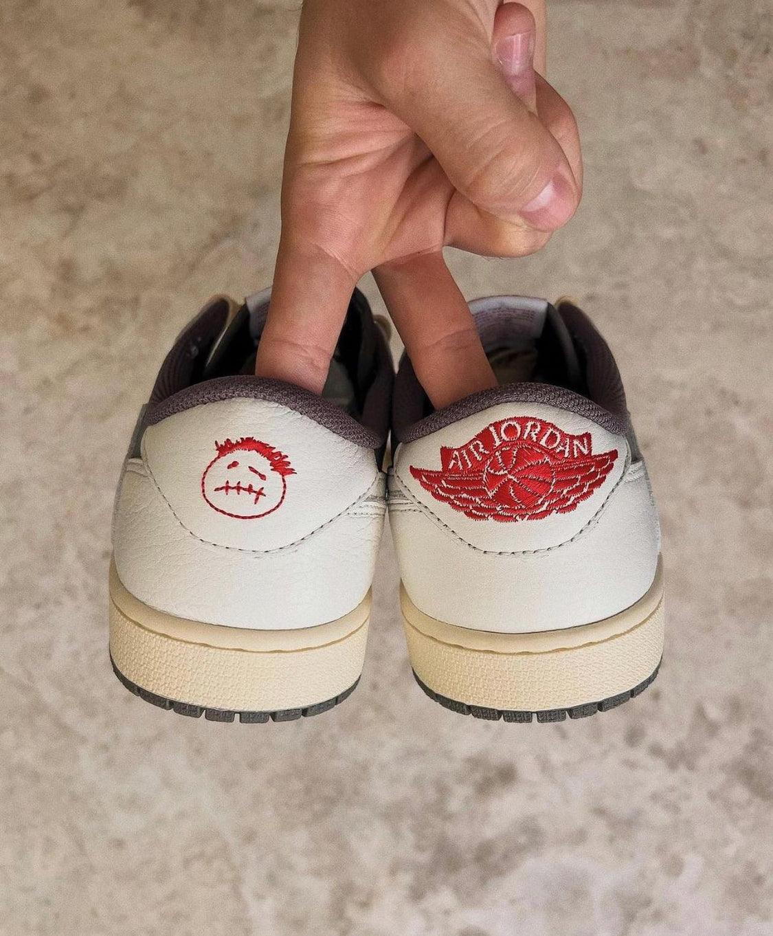 Travis Scott x Air Jordan 1 Reverse Mocha