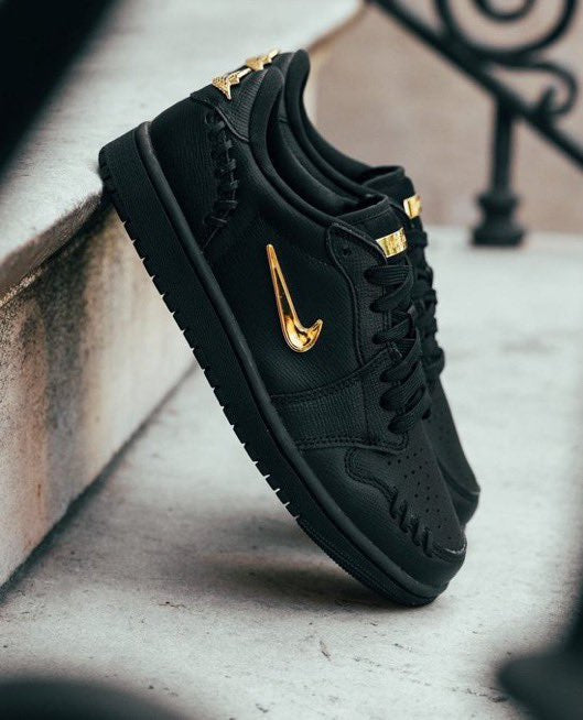 Air Jordan 1 Low Method of Make Black Metallic Gold