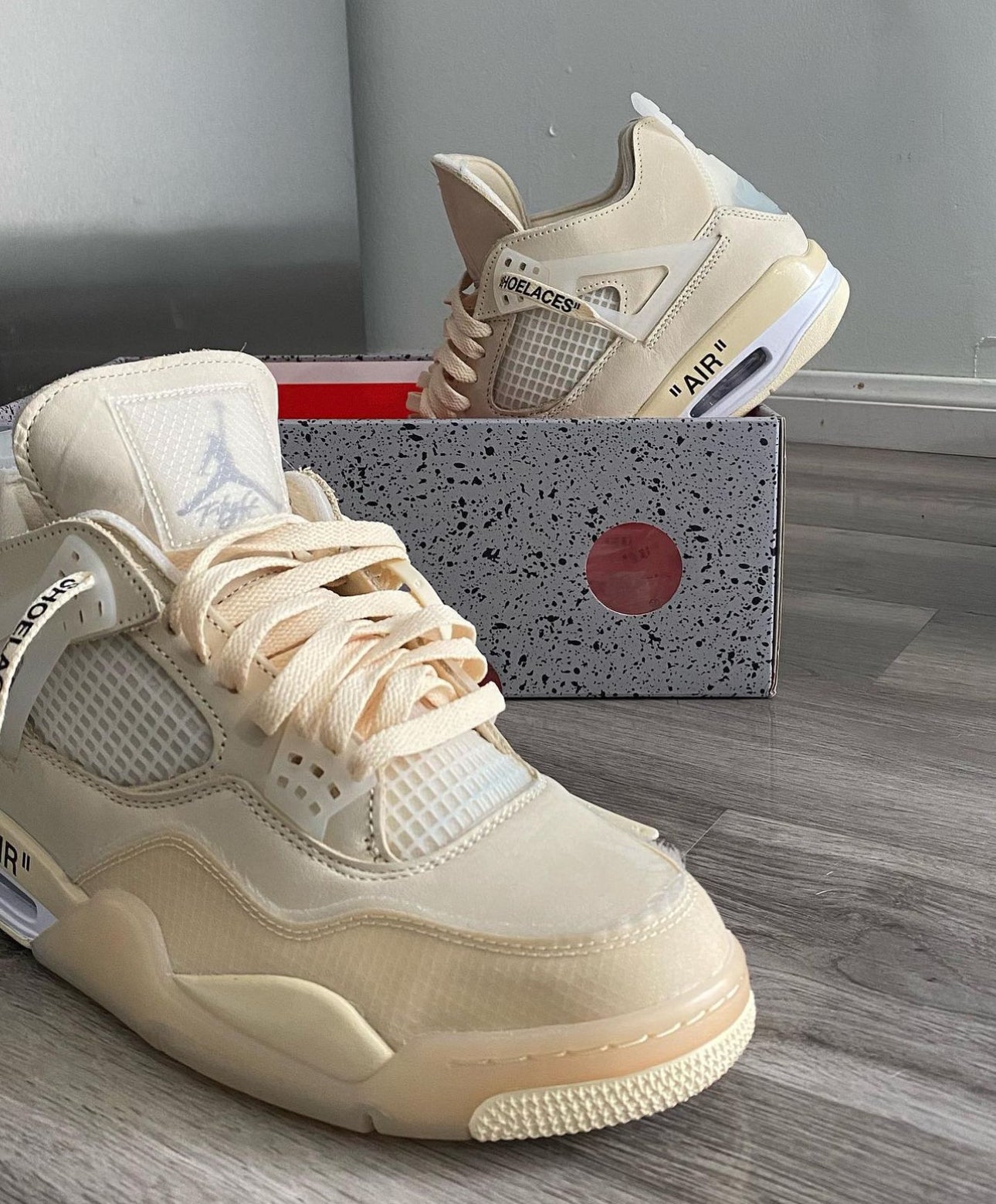 Air Jordan 4 Off-white “Sail”