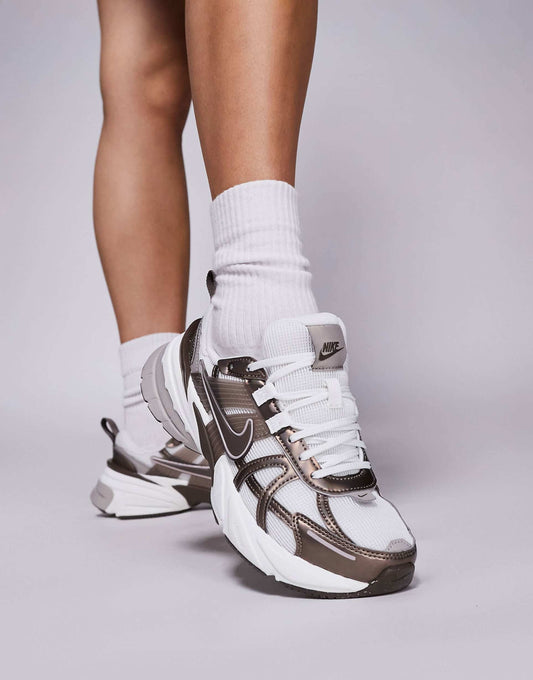 WMNs V2K Run Mink Brown Summit White College Grey Ironstone