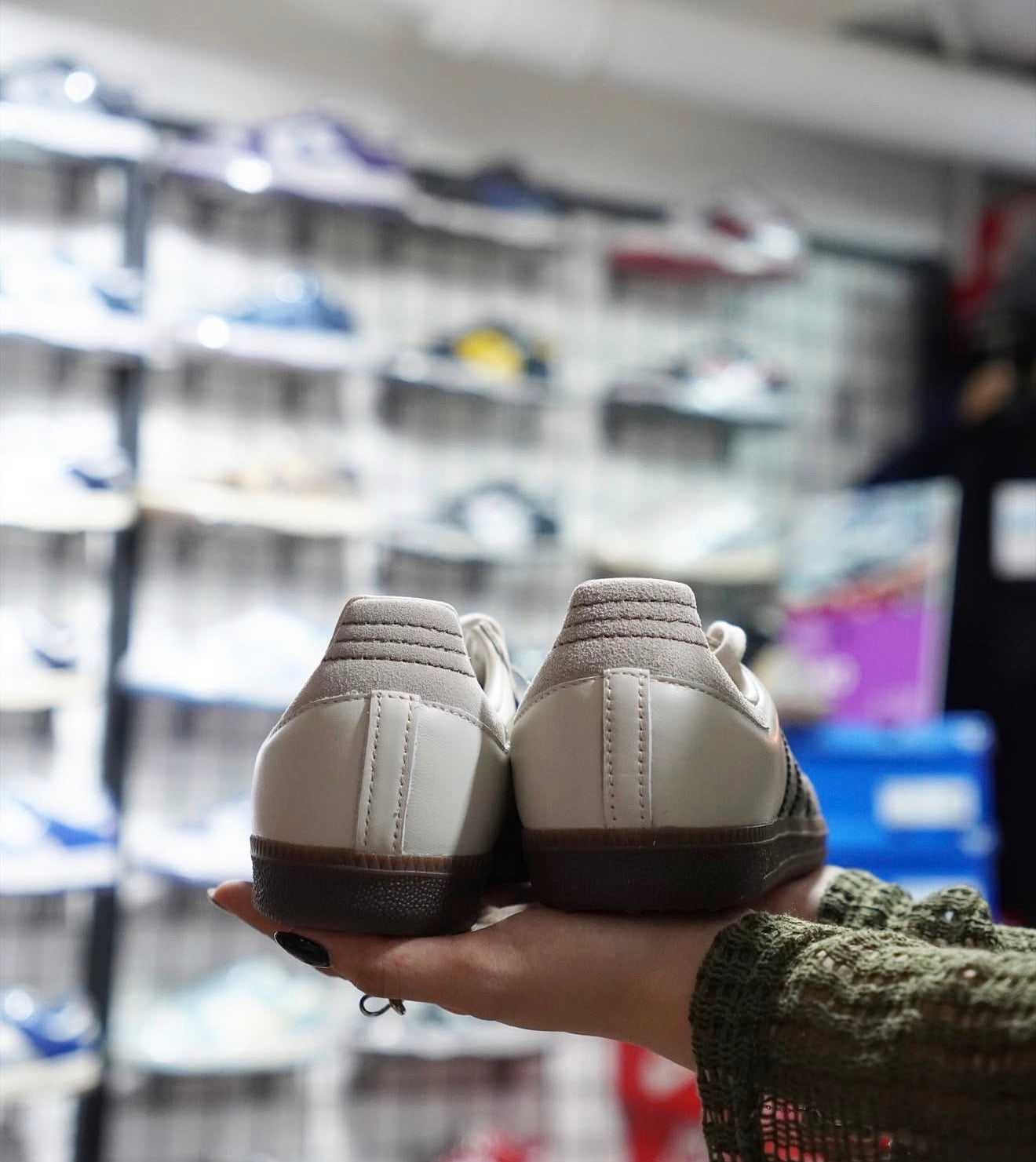 WMNs Samba OG Aluminum Dark Khaki