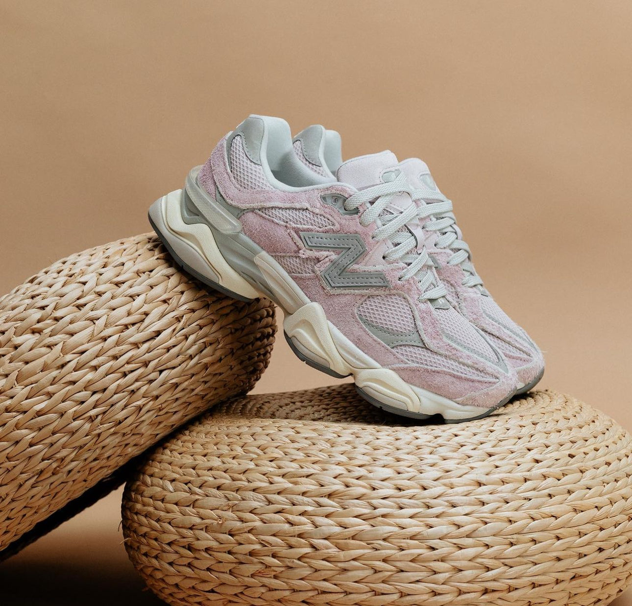 New Balance 9060 “ December Sky “