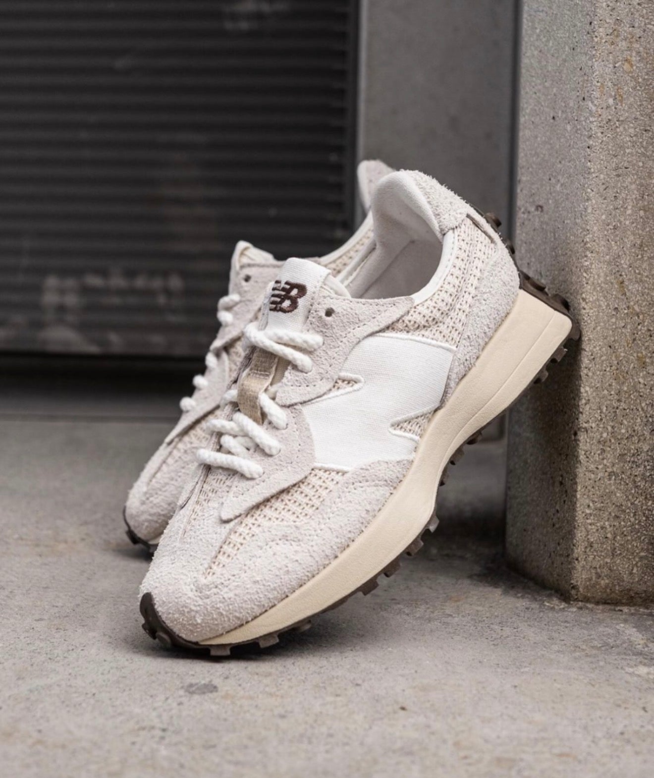 NB Balance 327 Cream Brailed