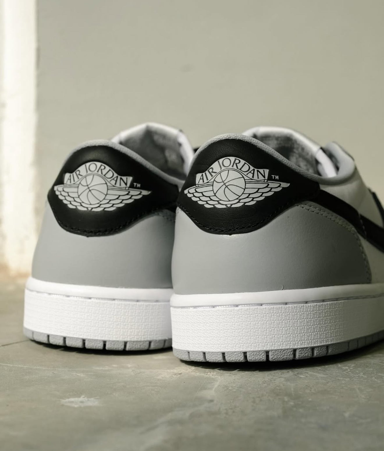 Air Jordan 1 Low Barons