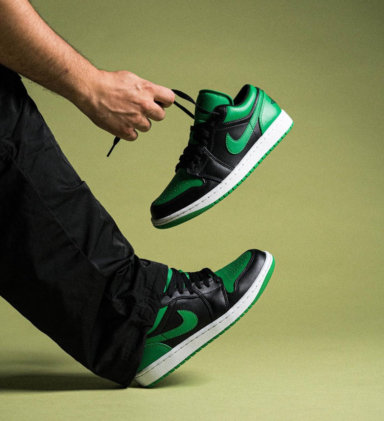 Air Jordan 1 Low “ Lucky Green “