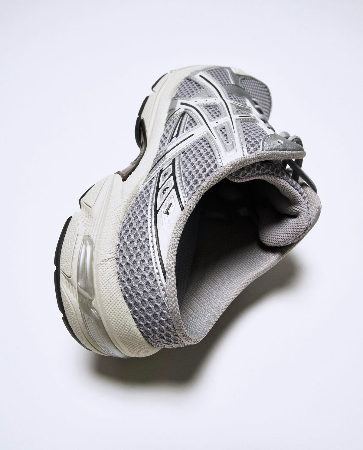 Gel-1130 Mule Cement Lake Grey
