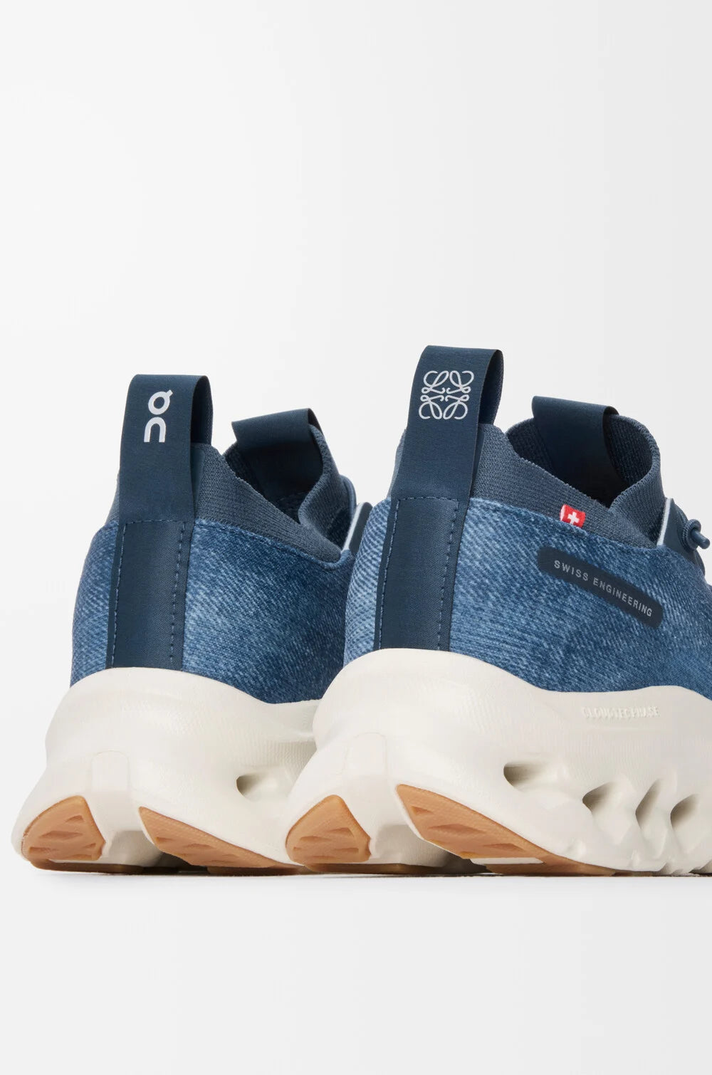 On Running Cloudtilt LOEWE Denim Blue