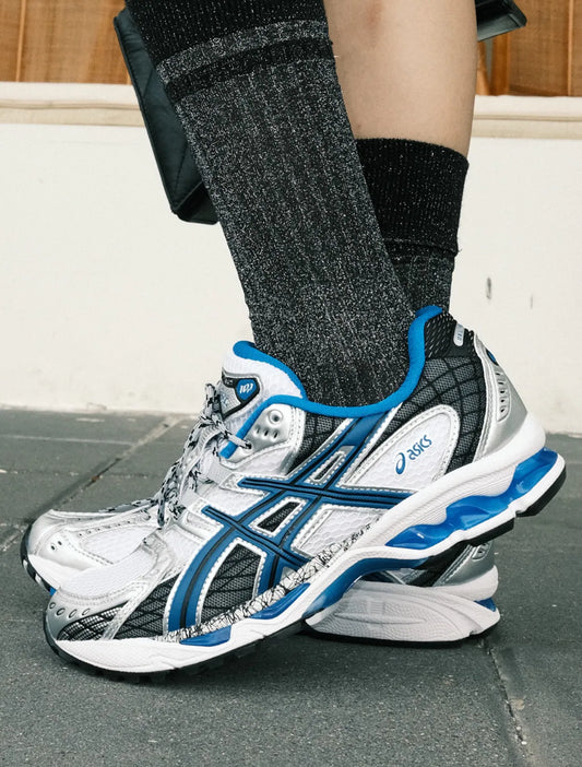 WMNs Gel-Nimbus 10.1 White Directoire Blue