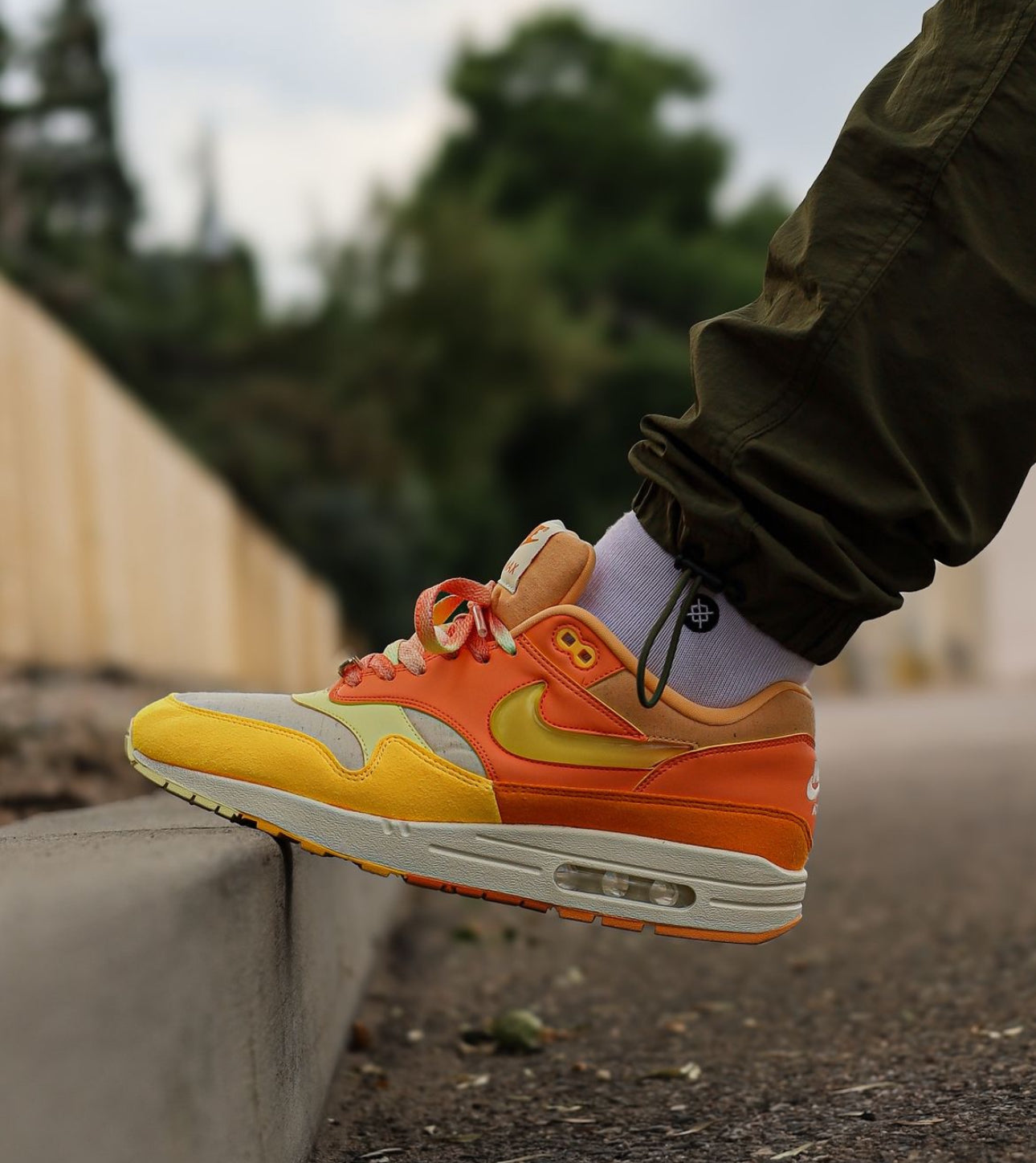 WMNs Airmax 1 “ Orange Frost “