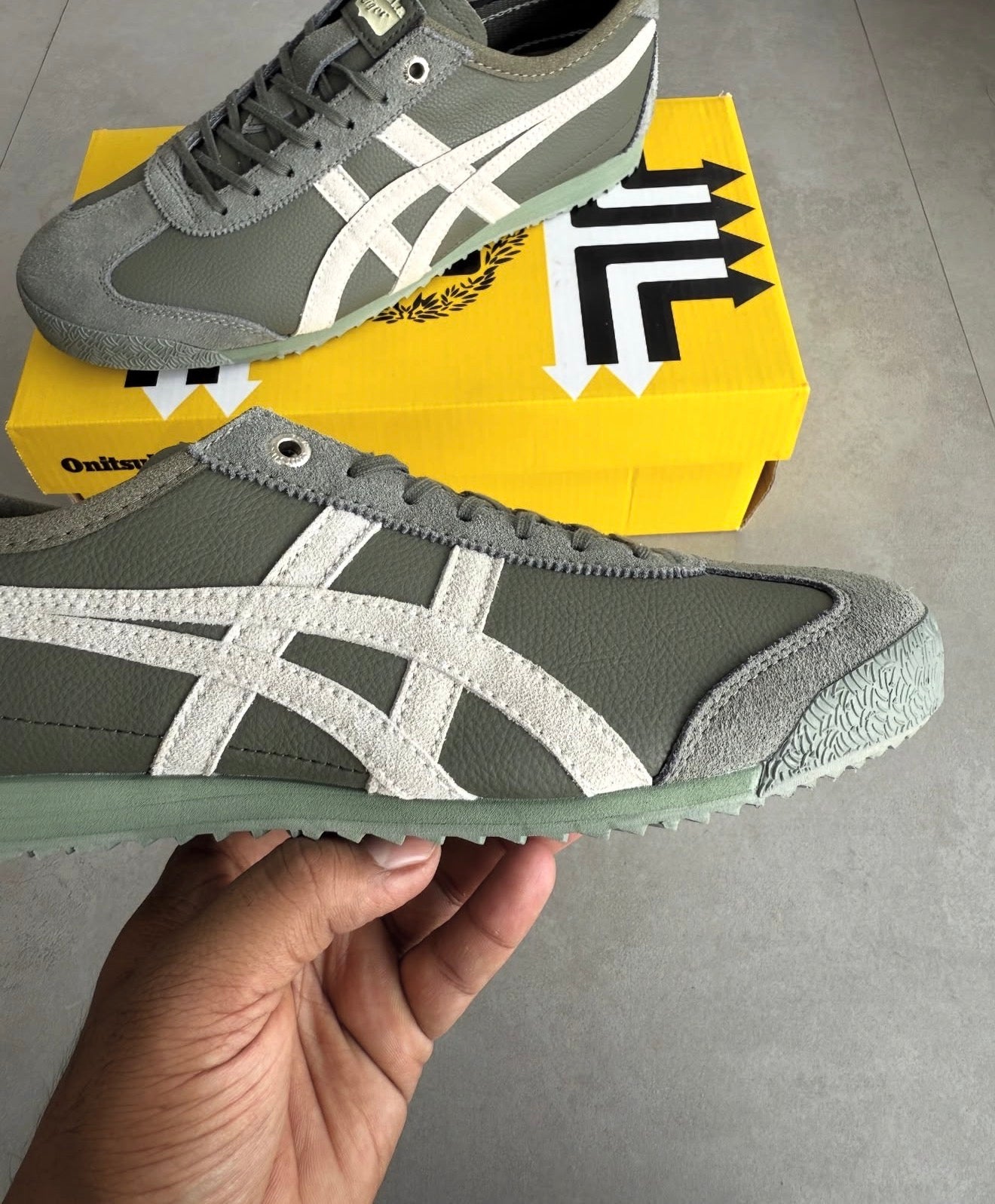 Mexico 66 SD Lace Up Vintage Mantle Green Ivory