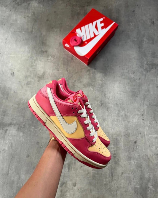 Dunk Low “Strawberry - Peach/Cream”