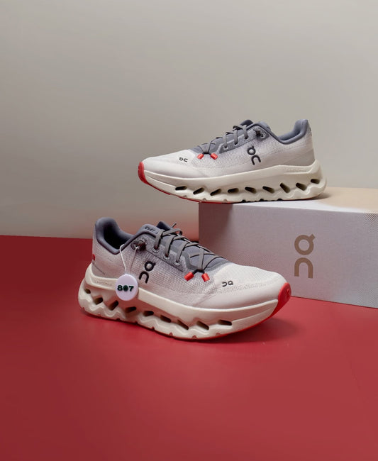WMNs On Running Cloudtilt Rock sand