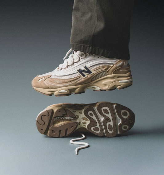 New Balance 1000 Incense Black