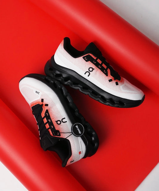 On Cloudtilt Flame Eclipse