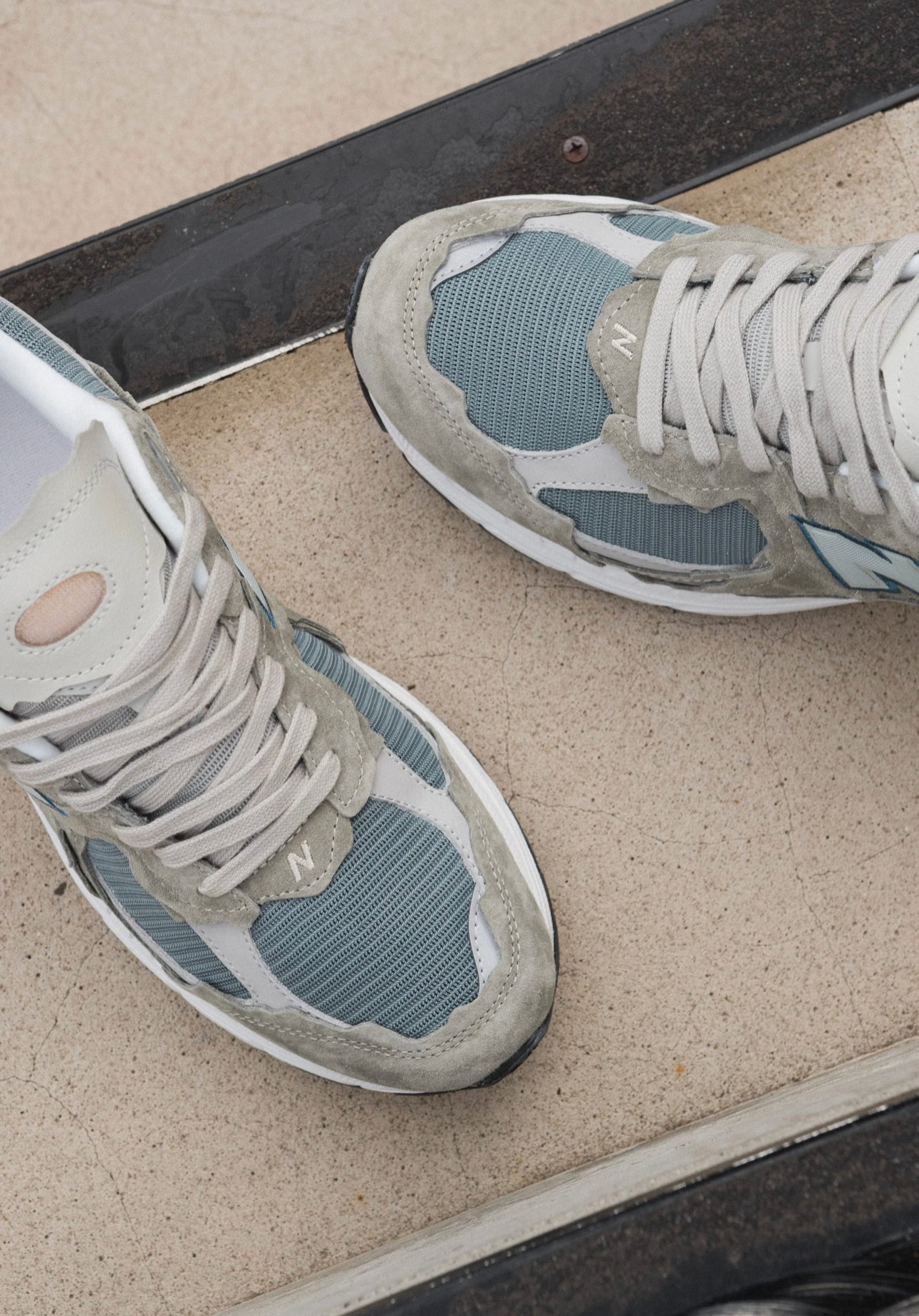 New Balance 2002r “ Refined Future Pack “ ( Mirage Grey )