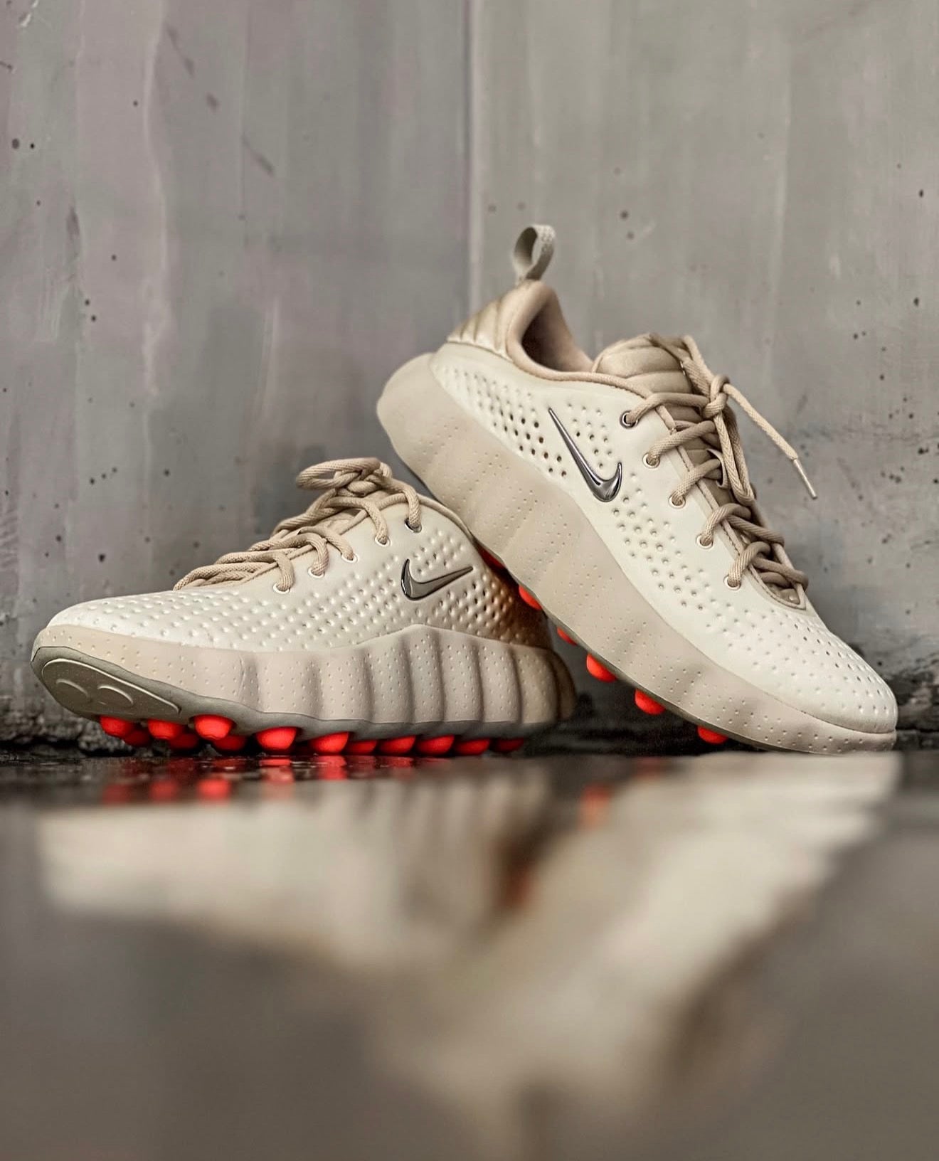 Mind 002 Light Khaki