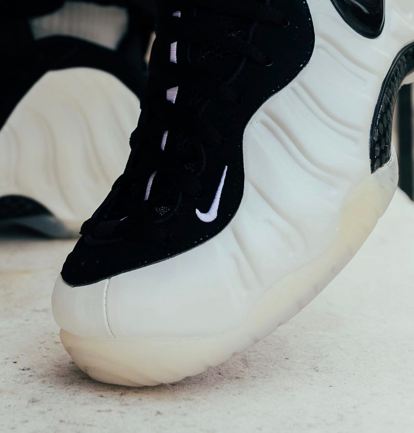 Air Foamposite Pro Pearl (2025)