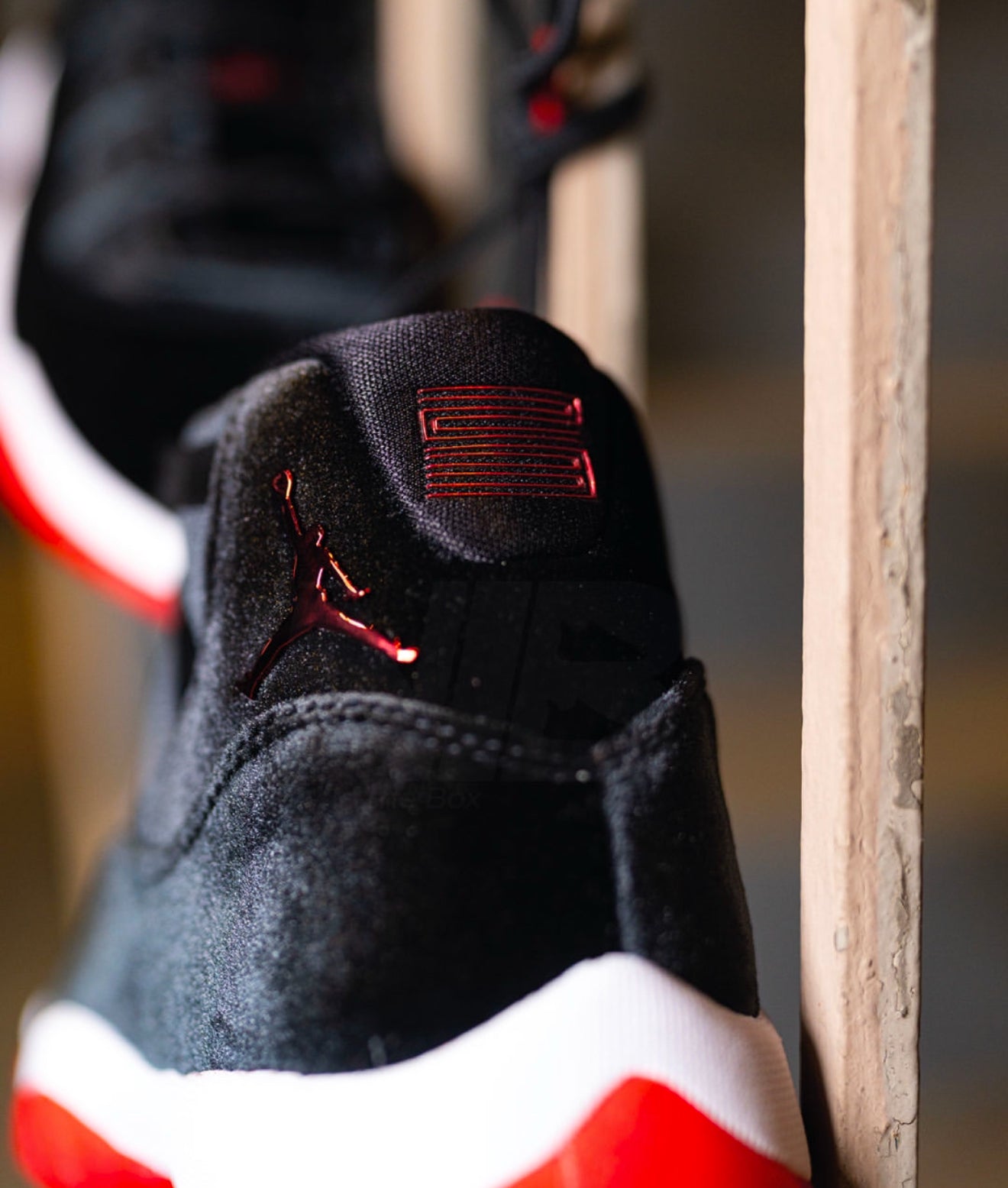 Air Jordan 11 Bred Velvet