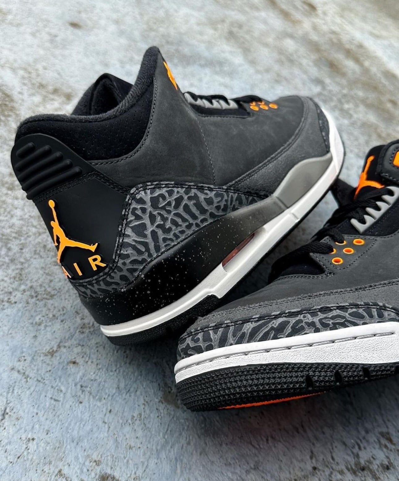 Air Jordan 3 “ Fear Pack “