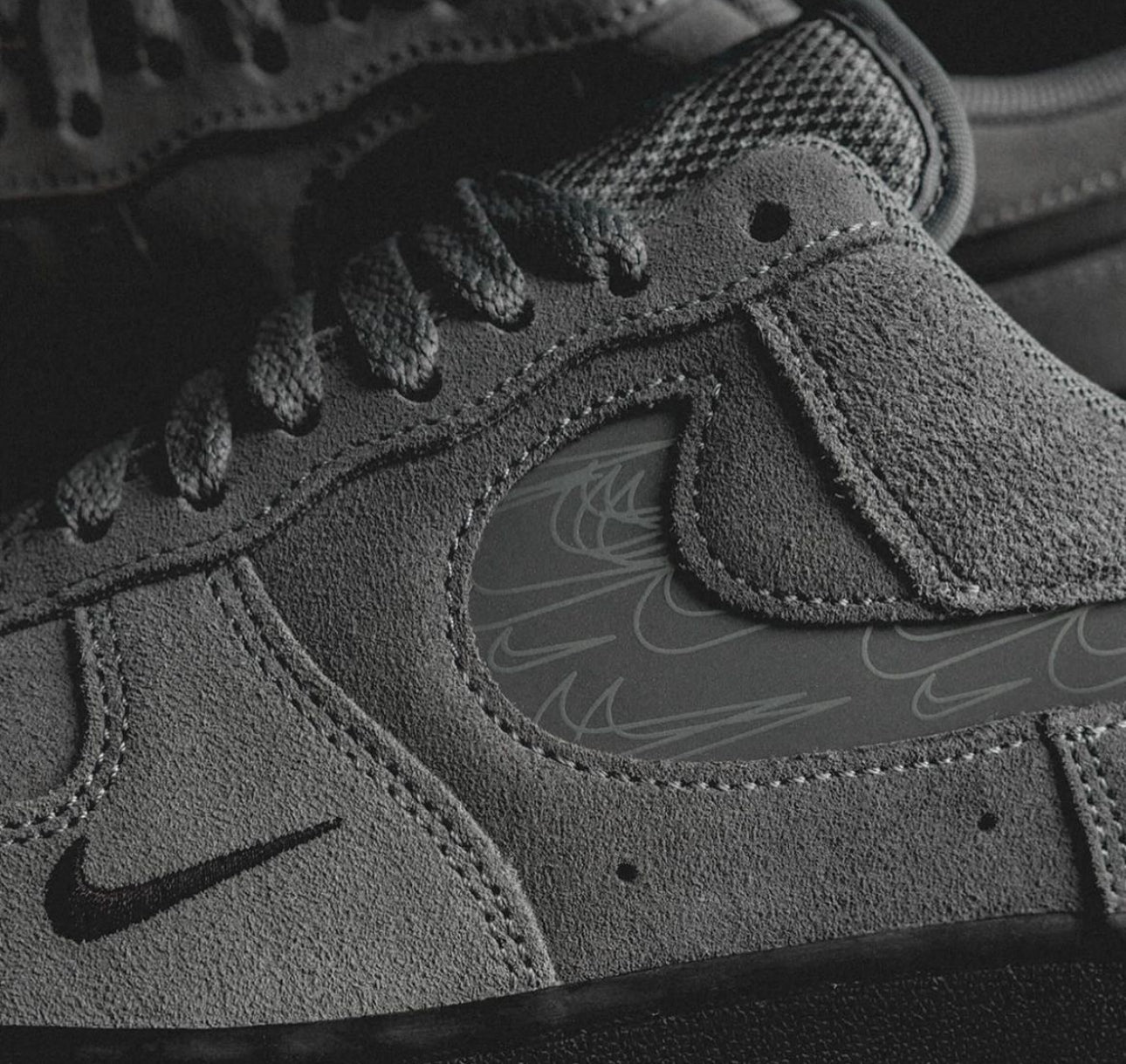 Airforce 1 Low '07 LV8 Reflective Swoosh Cool Grey