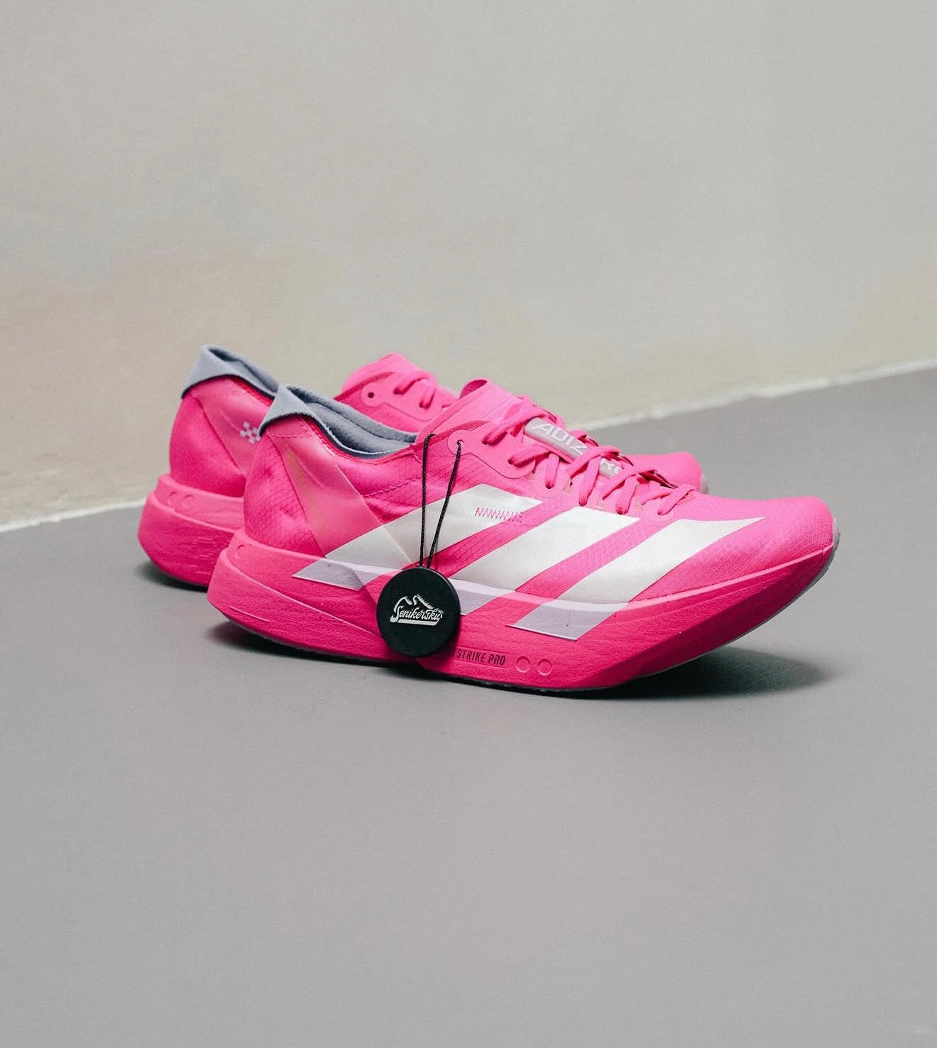 WMNs Adizero Adios Pro 4 Shock Pink