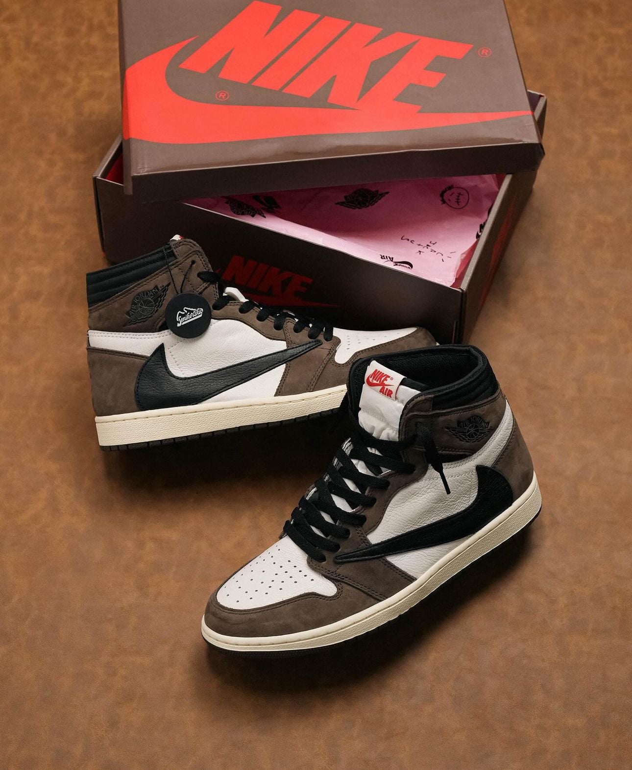 Air Jordan 1 High Travis Scott Dark Mocha