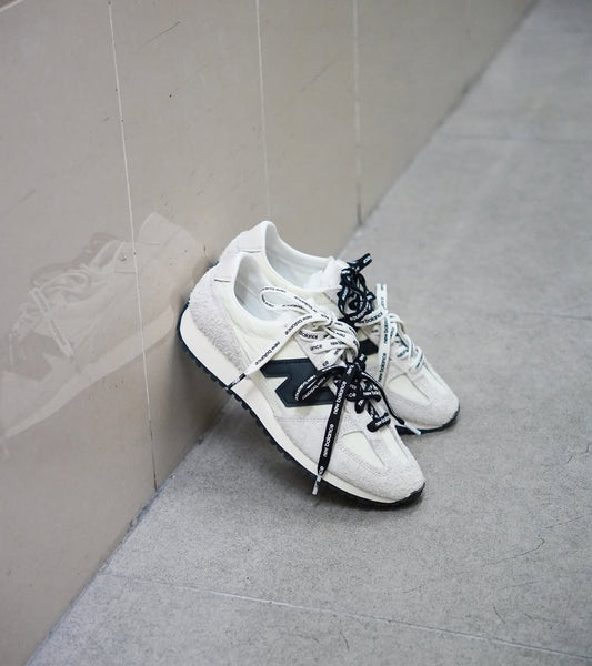 NB Balance 471 Linen Angora Black