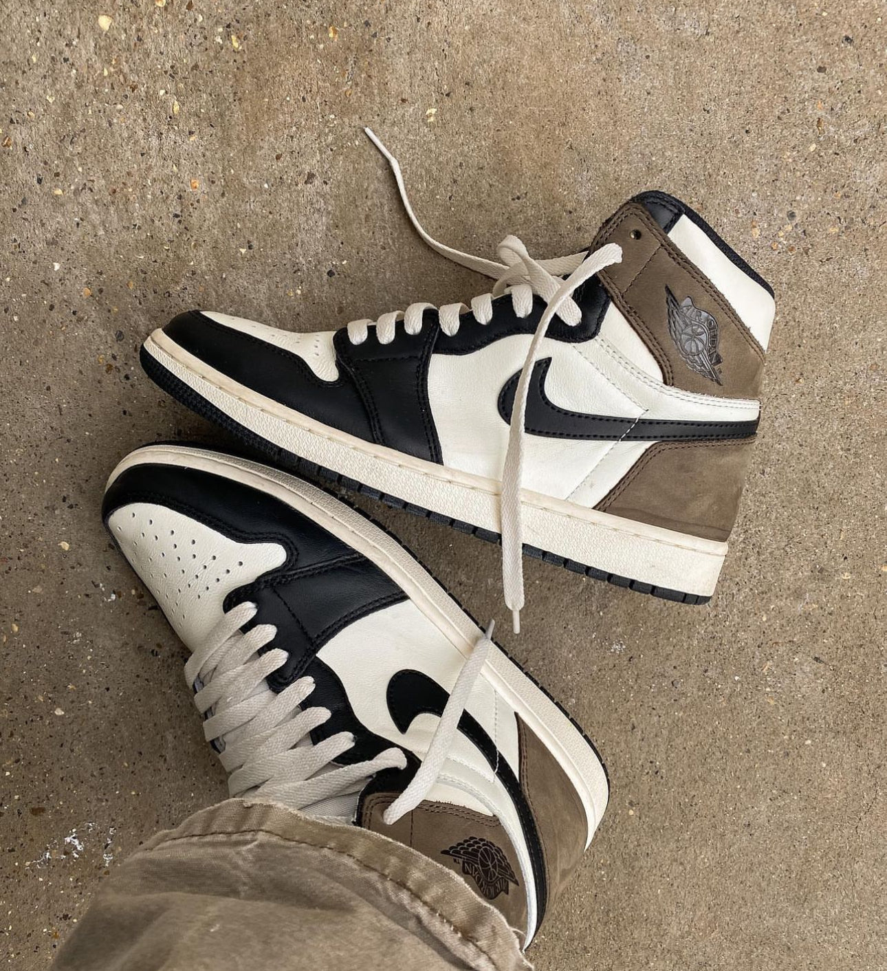 Air Jordan Retro 1 High “Mocha”