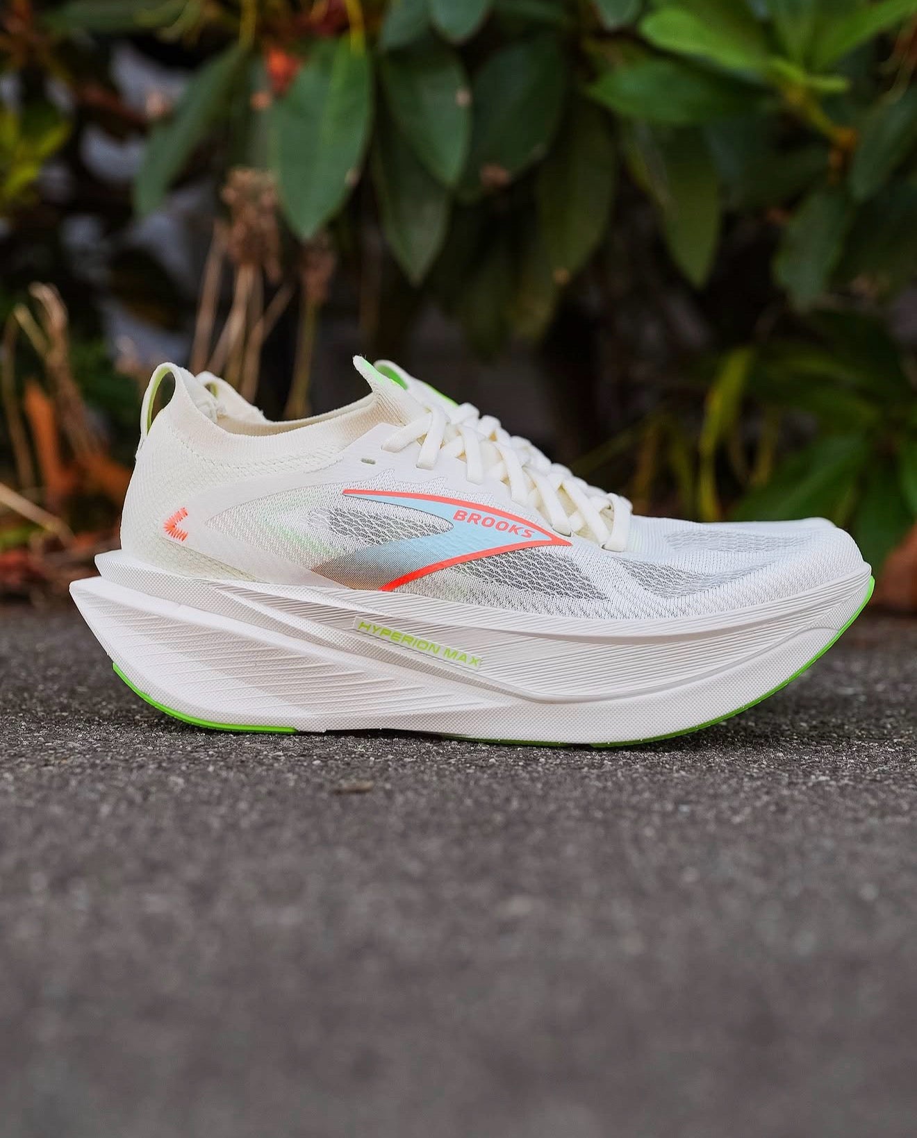 Brooks Hyperion Max 3 Coconut Green Gecko Pink Clay