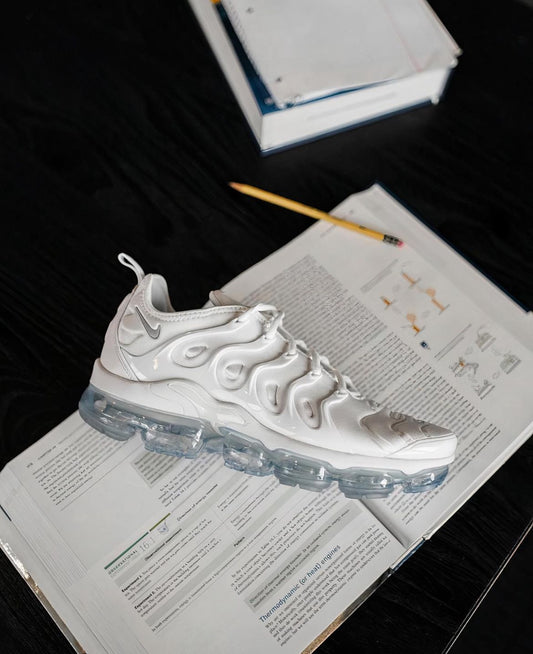 Vapormax Plus “ White “