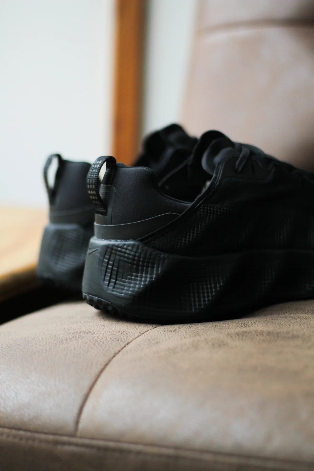 Ava Rover Triple Black