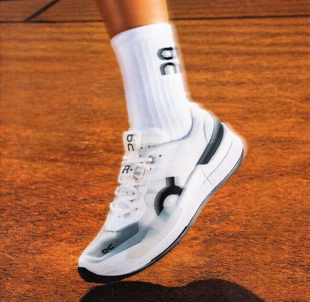 On The Roger Pro 2 Clay White Black