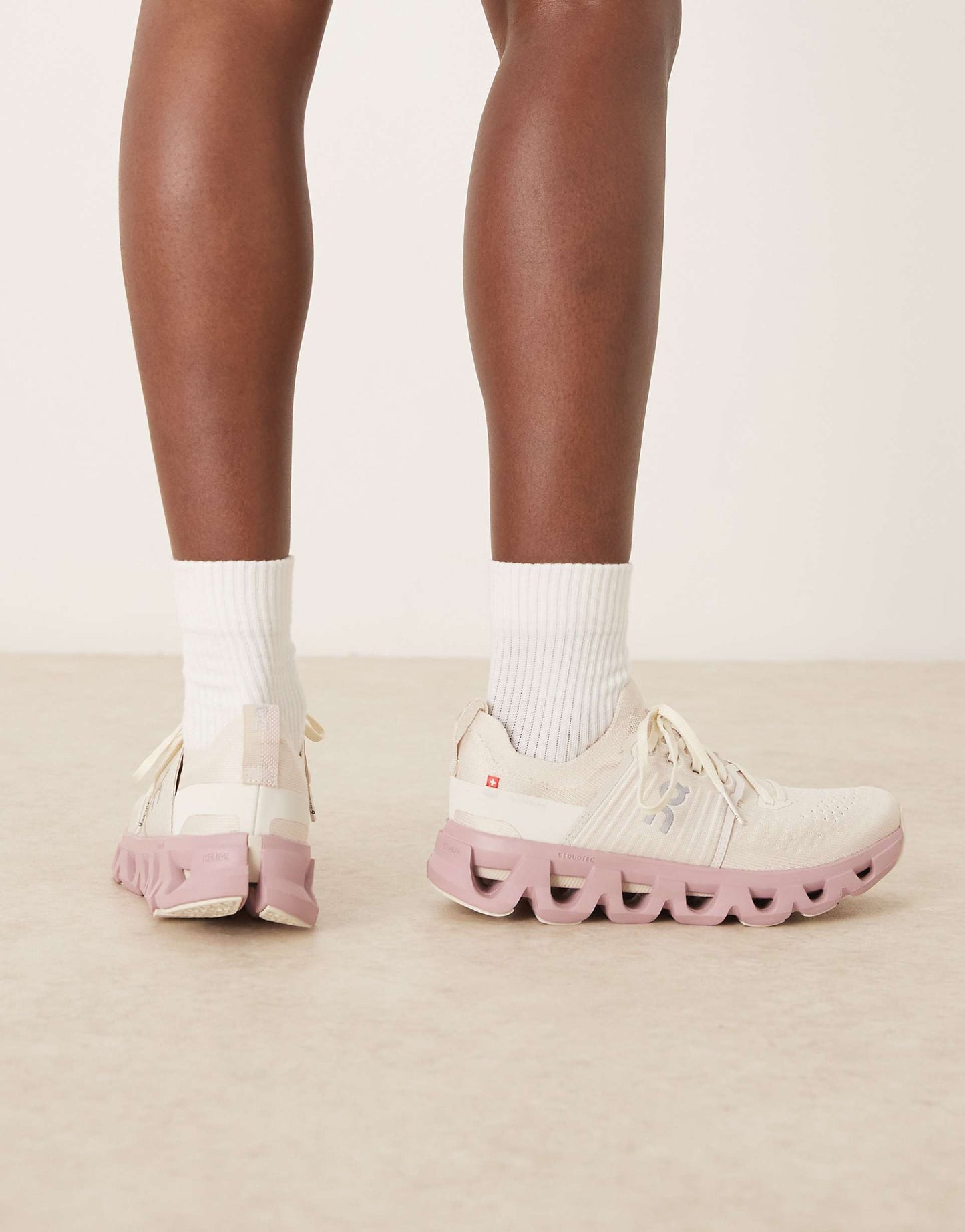 WMNs On Running Cloudswift 4 Pearl Mauve