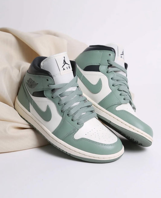 WMNs Air Jordan 1 Mid Jade Smoke