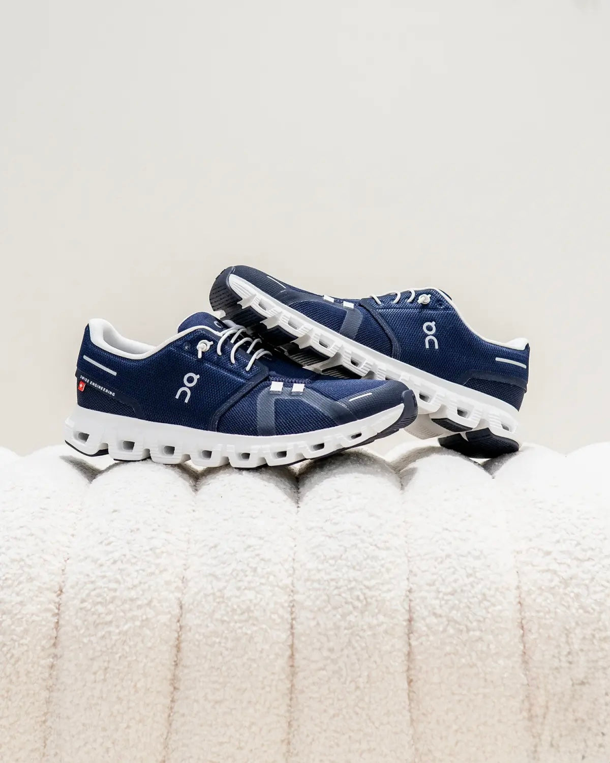 On Running Cloud 6 Midnight Blue