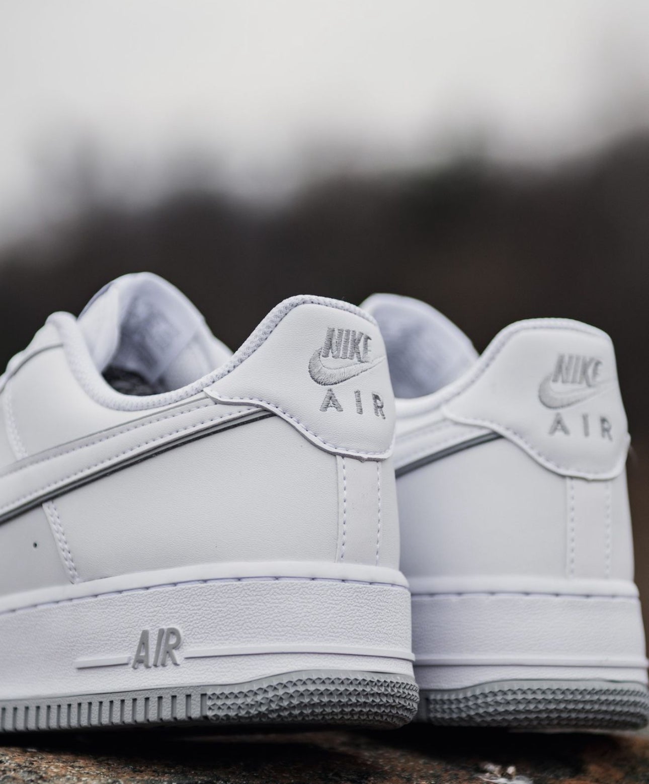 Airforce 1 07 “ White / Wolf Grey “