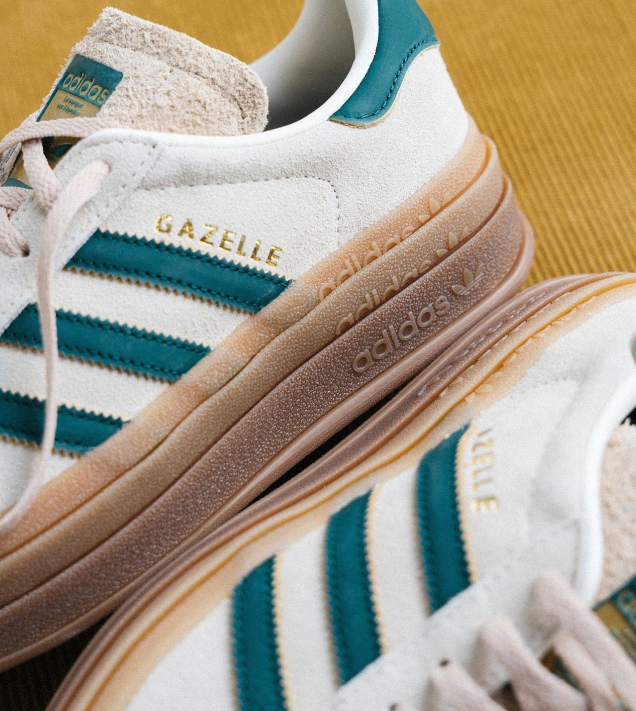WMNs Gazelle Bold Cream Collegiate Green