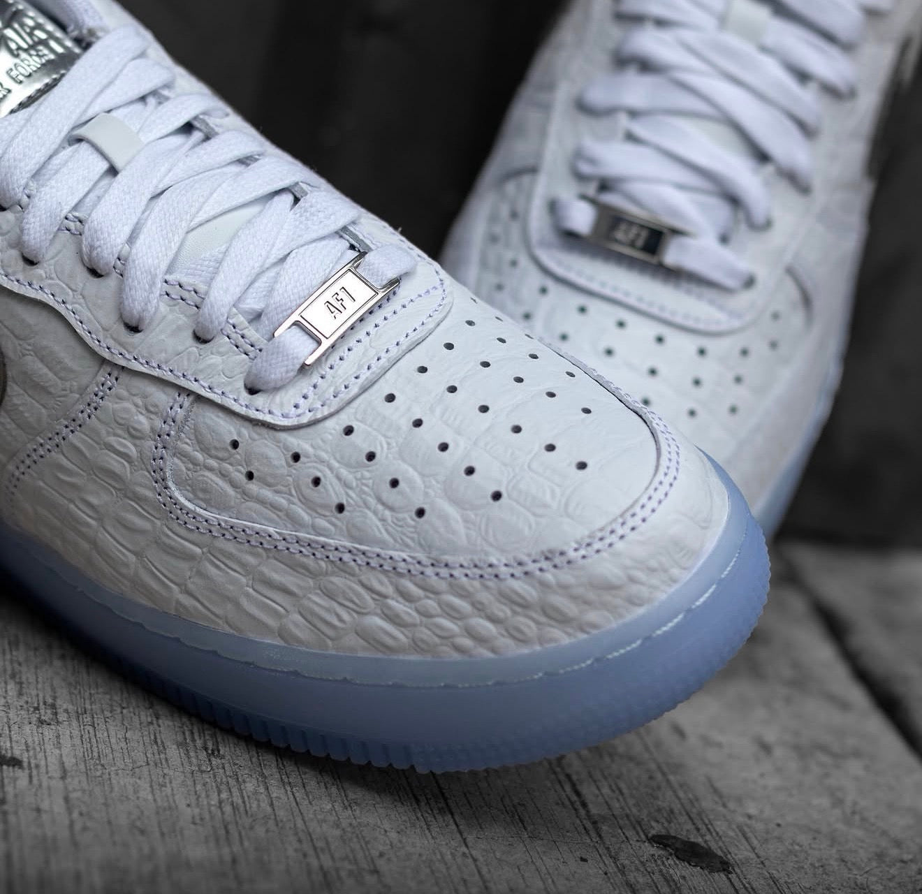 Airforce 1 Low Crocodile White Blue Tint