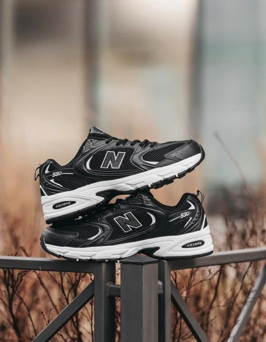 NB Balance 530 Black White