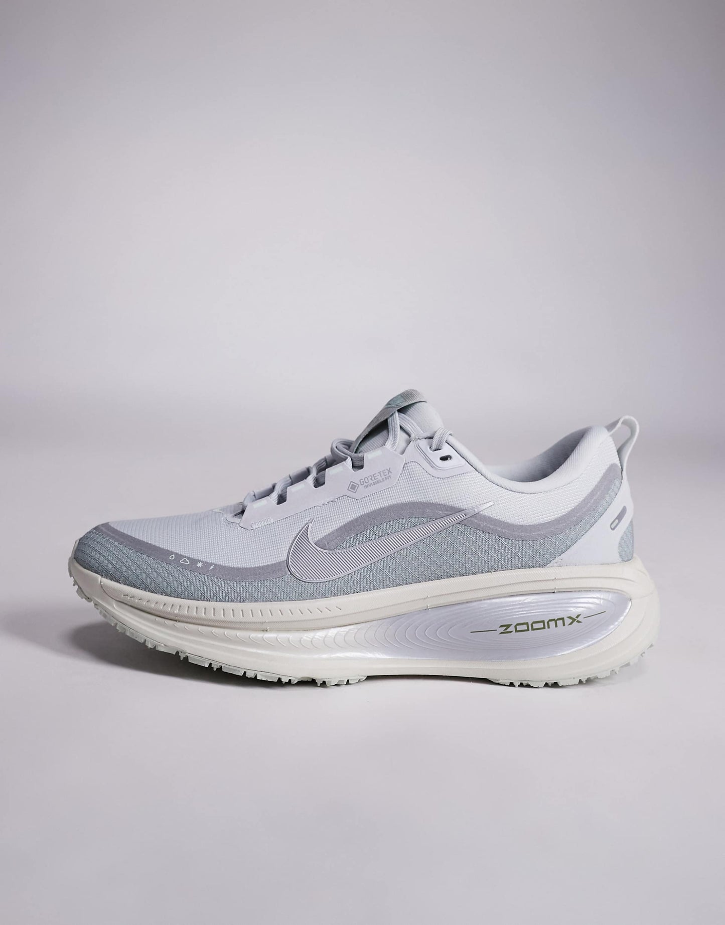 Vomero 18 Gore-Tex Pure Platinum Light Pumice
