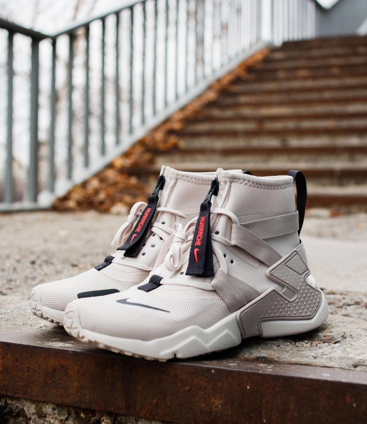 Air Huarache Gripp “ Desert Sand “