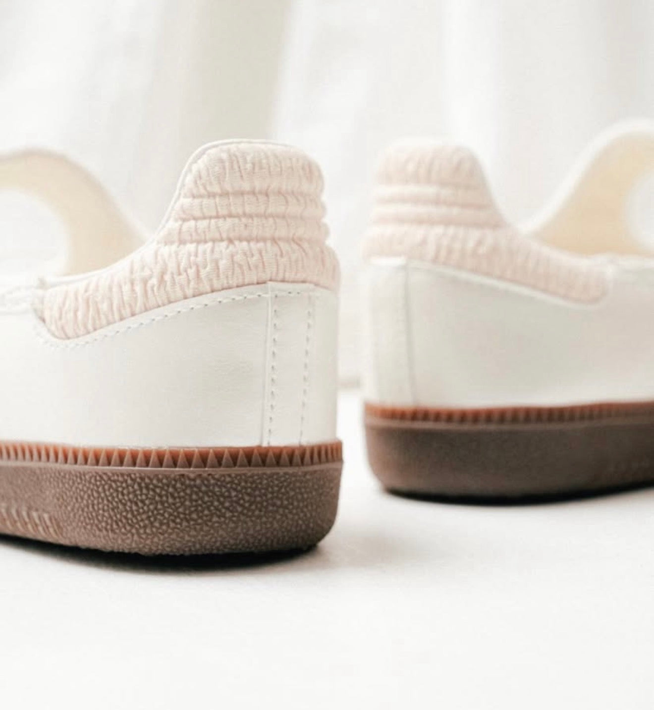 WMNs Samba Jane Cloud White Pink