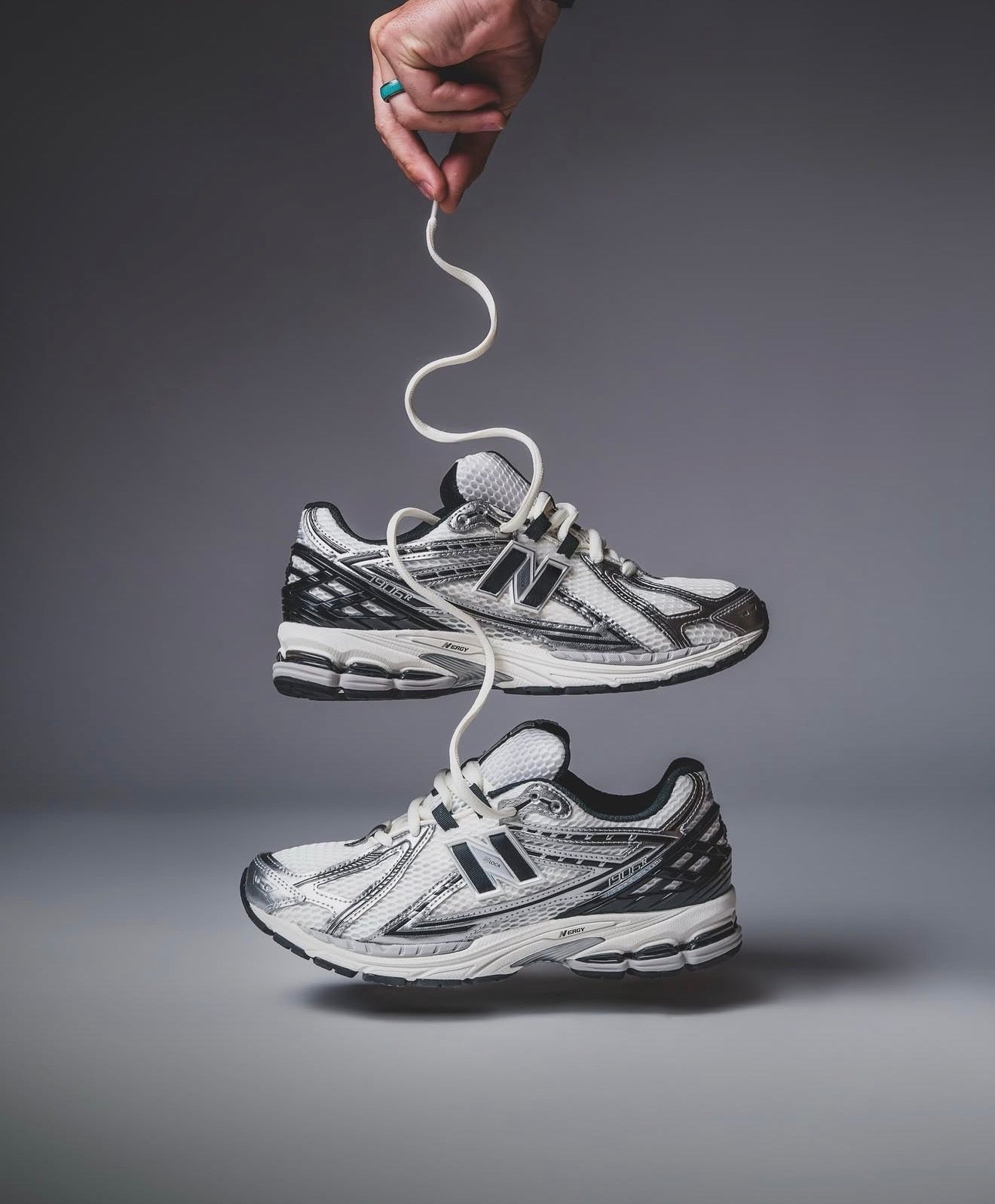 NB Balance 1906R Silver Black