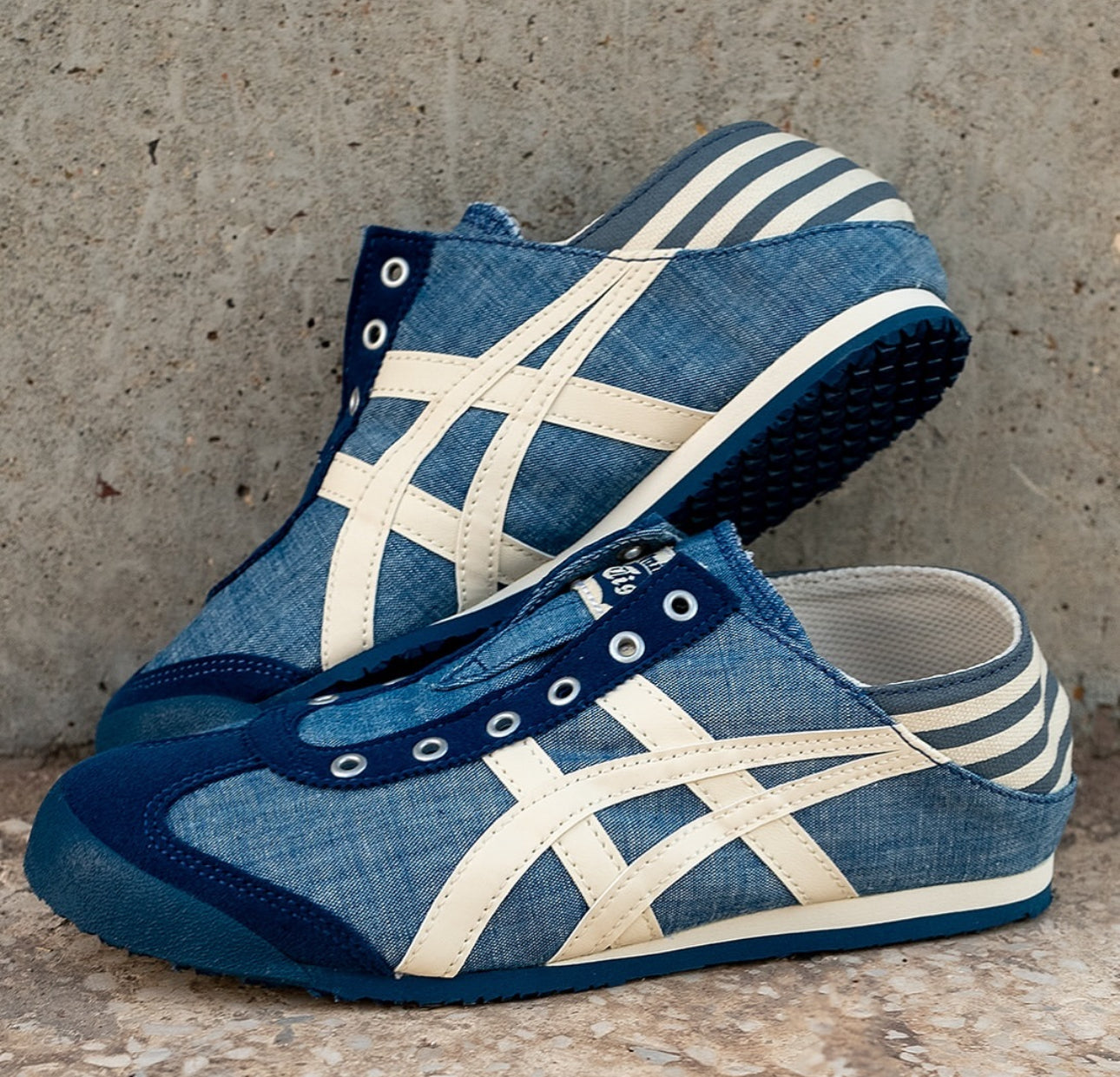 Onitsuka Tiger Mexico 66 Slipon Navy